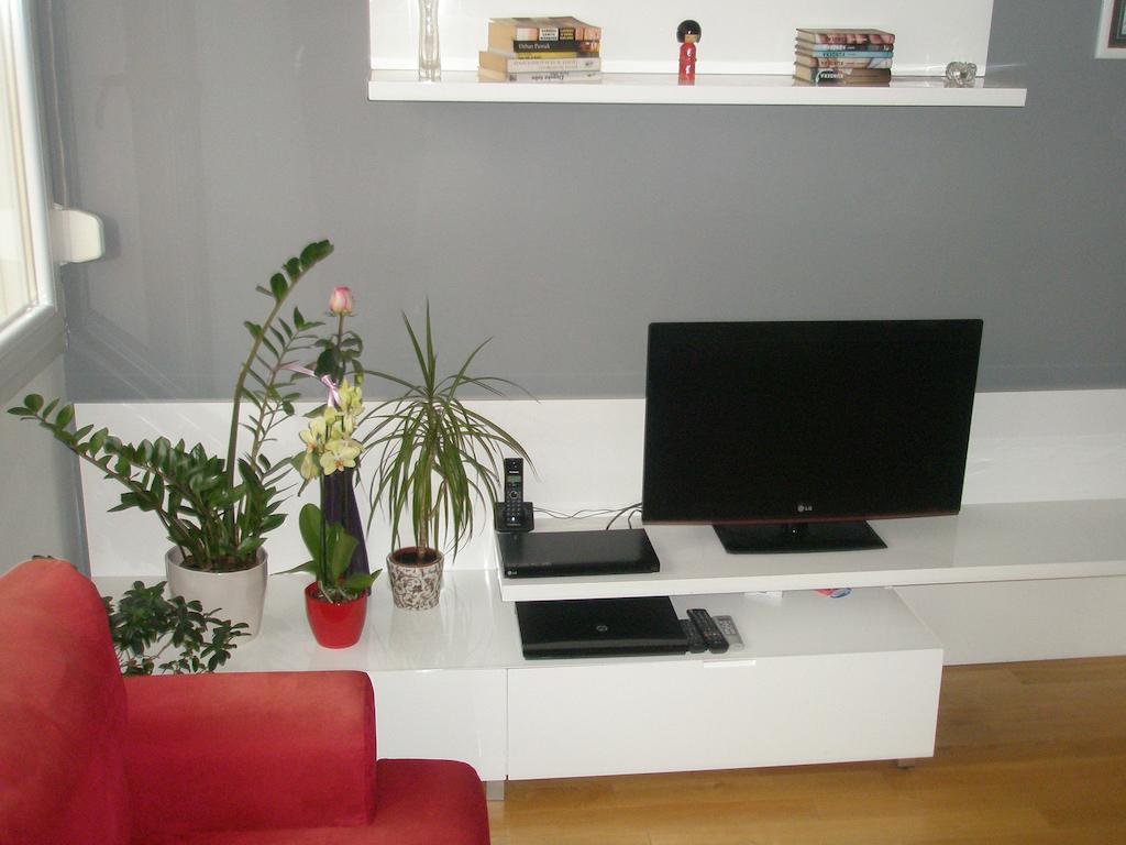 Apartment Peni Split Rum bild